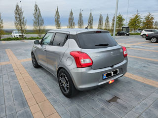 Suzuki Swift foto 4