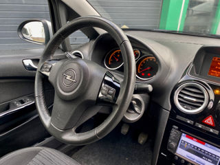 Opel Corsa foto 9