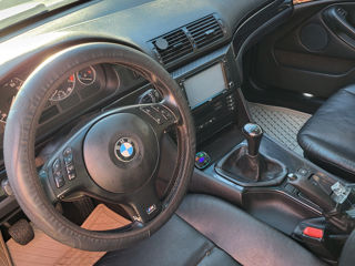 BMW 5 Series foto 4