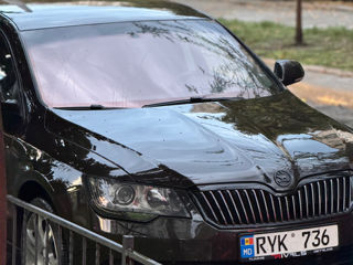 Skoda Superb foto 2