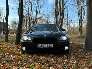 BMW 5 Series foto 2