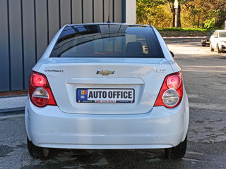 Chevrolet Aveo foto 5