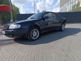 Audi A6 foto 1