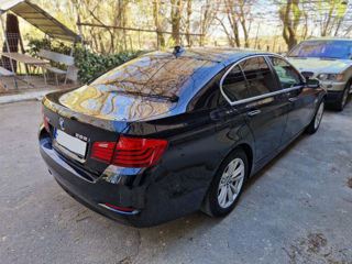 BMW 5 Series foto 5