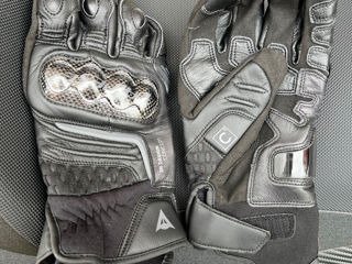 Mănușile sunt noi!!! foto 1