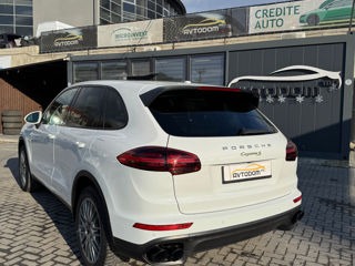 Porsche Cayenne foto 4