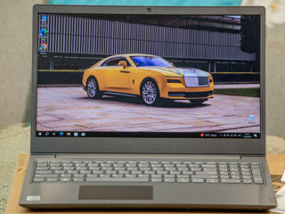 Lenovo V15/ Core I5 1035G1/ 12Gb Ram/ 256Gb SSD/ 15.6" FHD!! foto 1