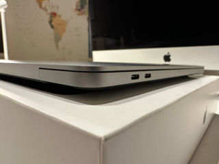 Apple MacBook Pro 16" / i7/ 16 Ram/ 2 TB SSD/ Radeon PRO 5300 GDDR6 foto 9