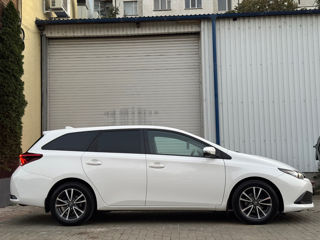 Toyota Auris foto 5