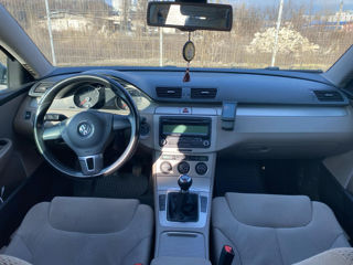 Volkswagen Passat foto 7