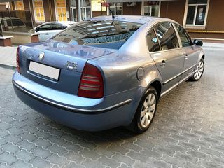 Skoda Superb foto 5