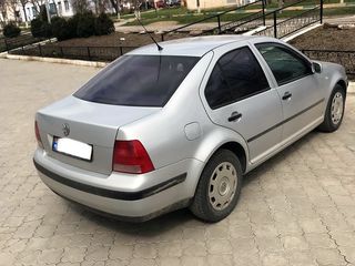 Volkswagen Bora foto 4