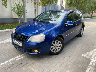 Volkswagen Golf foto 1