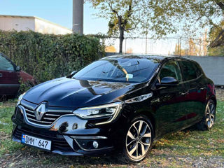 Renault Megane foto 2