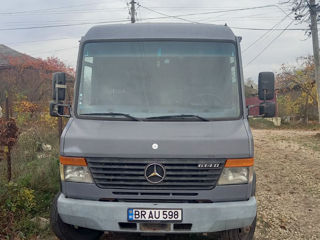 Mercedes vario 614D foto 1