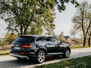 Audi Q7 foto 2