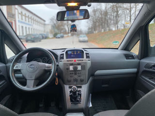 Opel Zafira foto 8