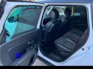 Renault Grand Scenic foto 6