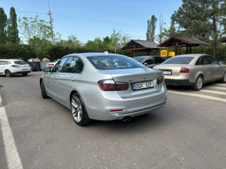 BMW 3 Series foto 4