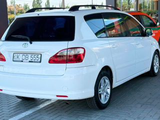 Toyota Avensis Verso, 2006 г.