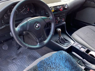 BMW 5 Series foto 7