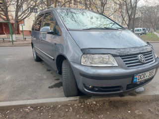 Volkswagen Sharan foto 2