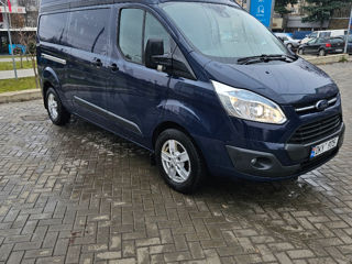 Ford Transit custom foto 2