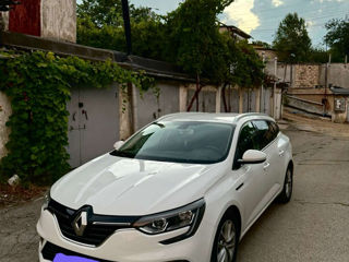 Renault Megane foto 2