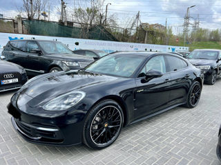 Porsche Panamera foto 2