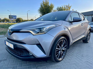 Toyota C-HR foto 1