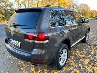 Volkswagen Touareg foto 4