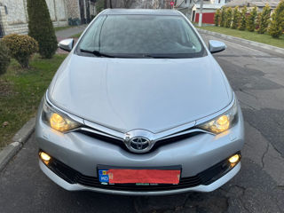 Toyota Auris foto 8