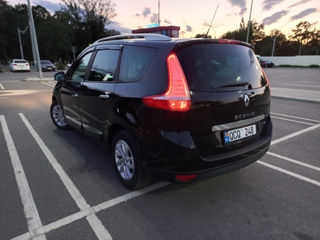 Renault Grand Scenic foto 6