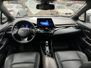 Toyota C-HR foto 7