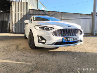 Ford Fusion foto 4