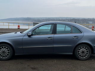 Mercedes E-Class foto 3