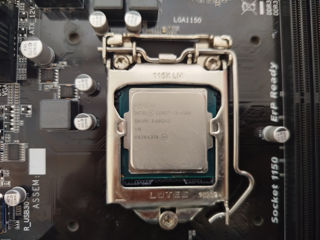 vind placa de baza GIGABYTE H81M,totul este functional. foto 2