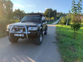 Nissan Patrol foto 1