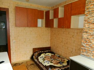 apartament ialoveni centru foto 5