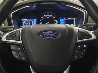 Ford Mondeo foto 18