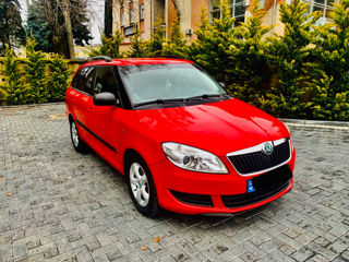 Skoda Fabia foto 2