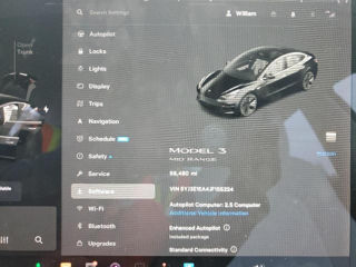 Tesla Model 3 foto 11