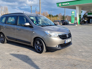 Dacia Lodgy foto 2