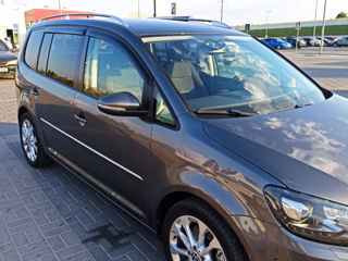 Volkswagen Touran foto 5