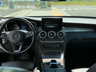 Mercedes GLC foto 8