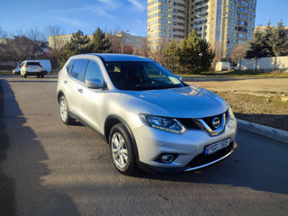 Nissan X-Trail foto 8