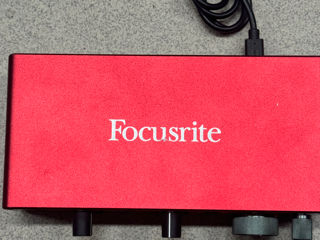 Focusrite Scarlett 2i2