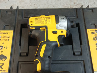 Dewalt DCF 887 foto 3