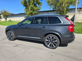 Volvo XC90 foto 1