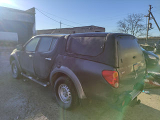 Mitsubishi L200 foto 4